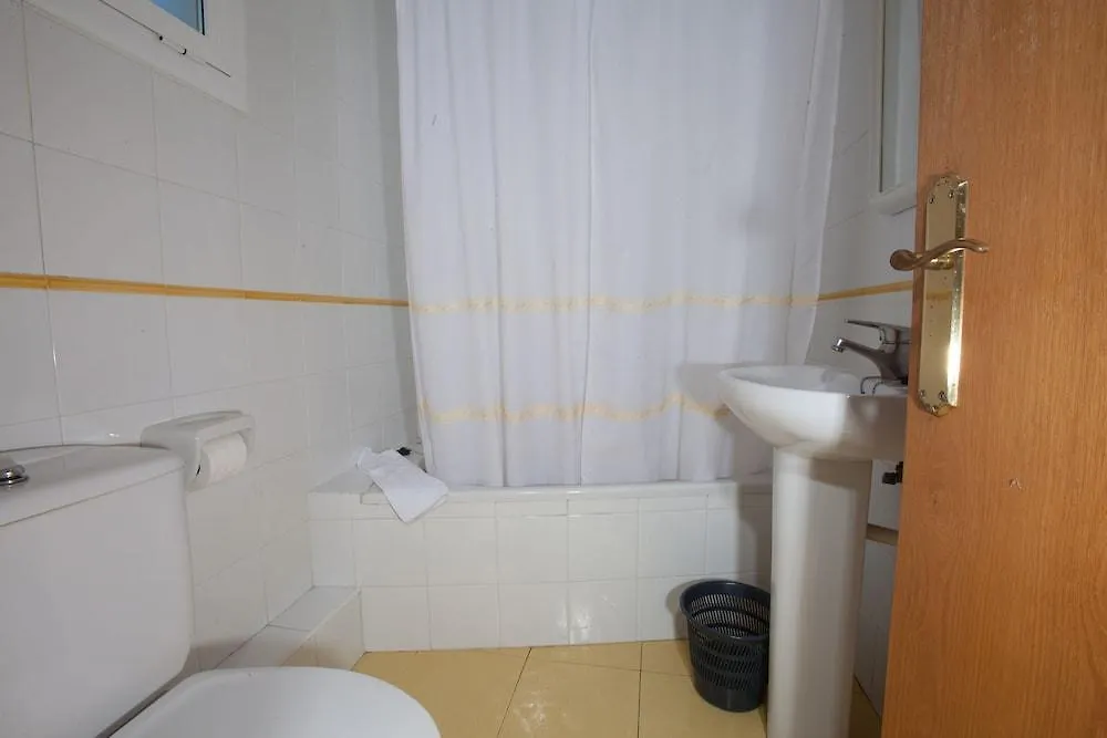 Apartamentos Sunway Atlanta Sitges 2*,