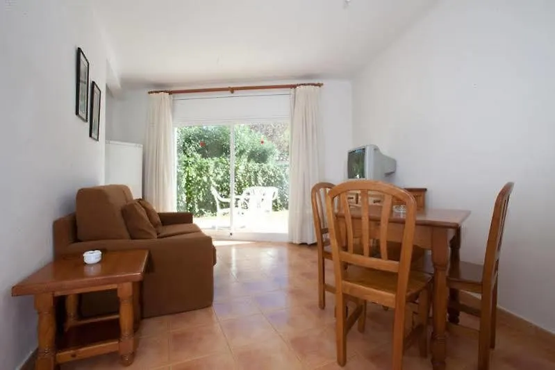 Apartamentos Sunway Atlanta Sitges 2*,